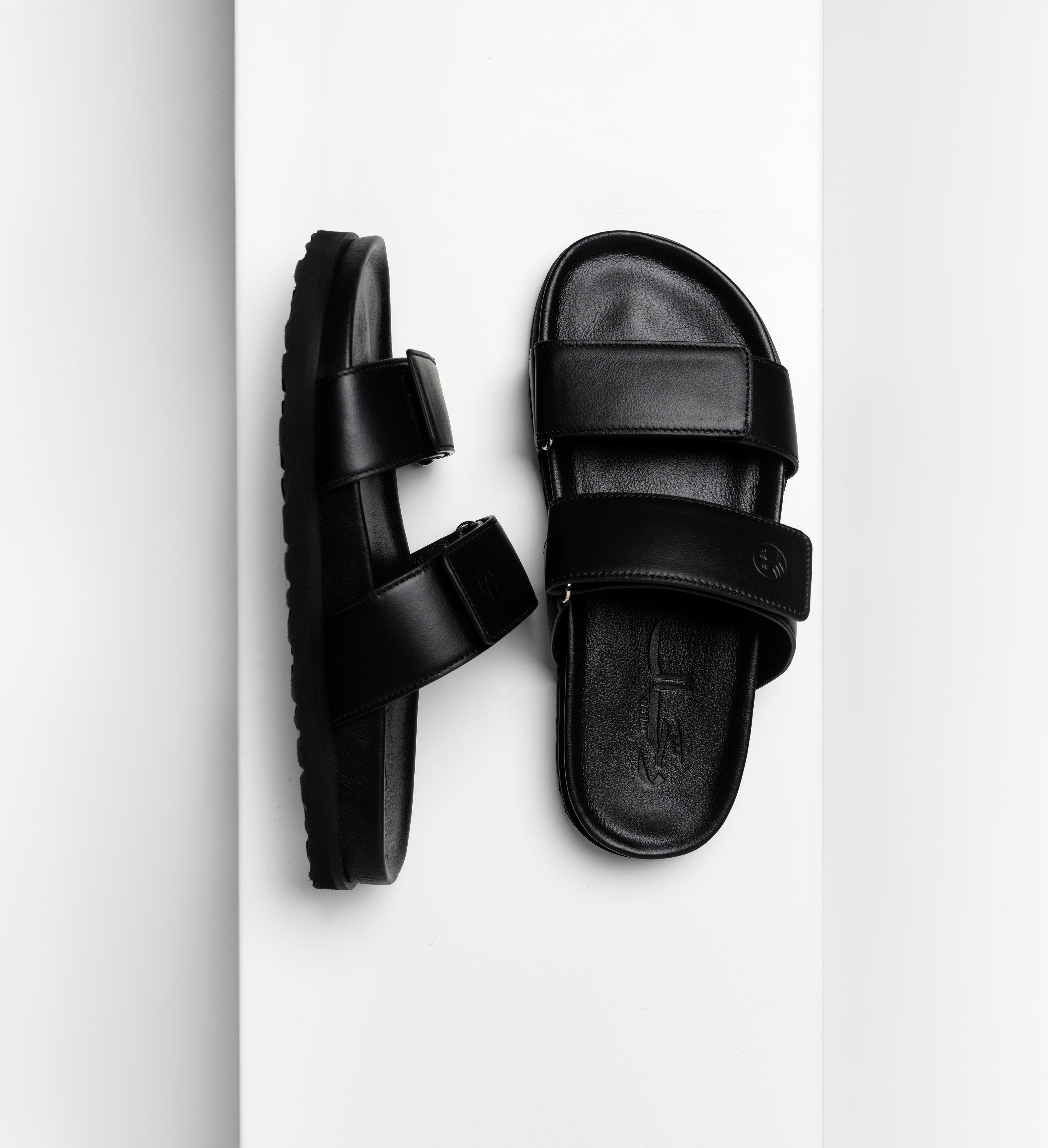 Ladies Two-strapped Sandals Black
