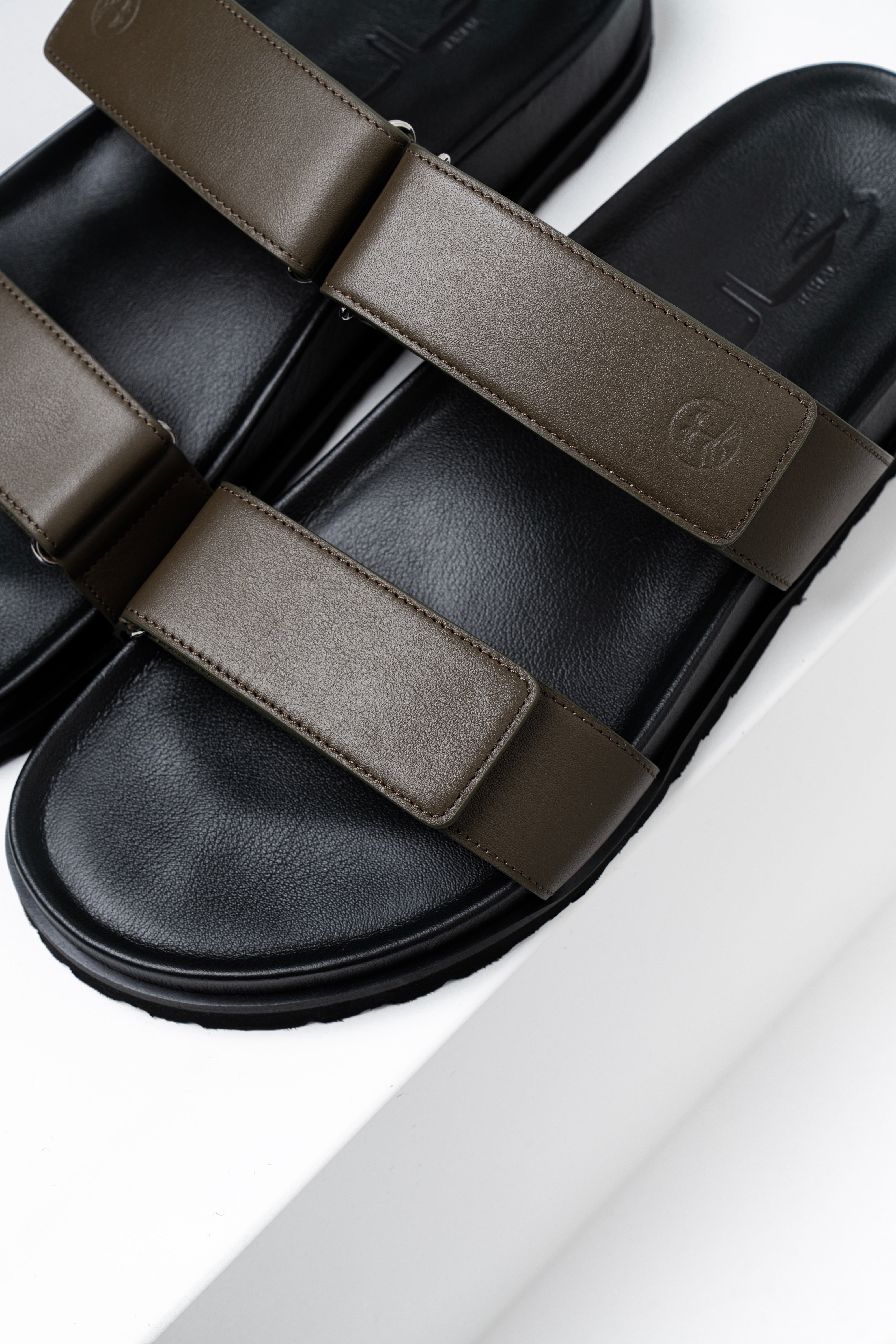 Male Two-Strapped Sandals Truffle Green