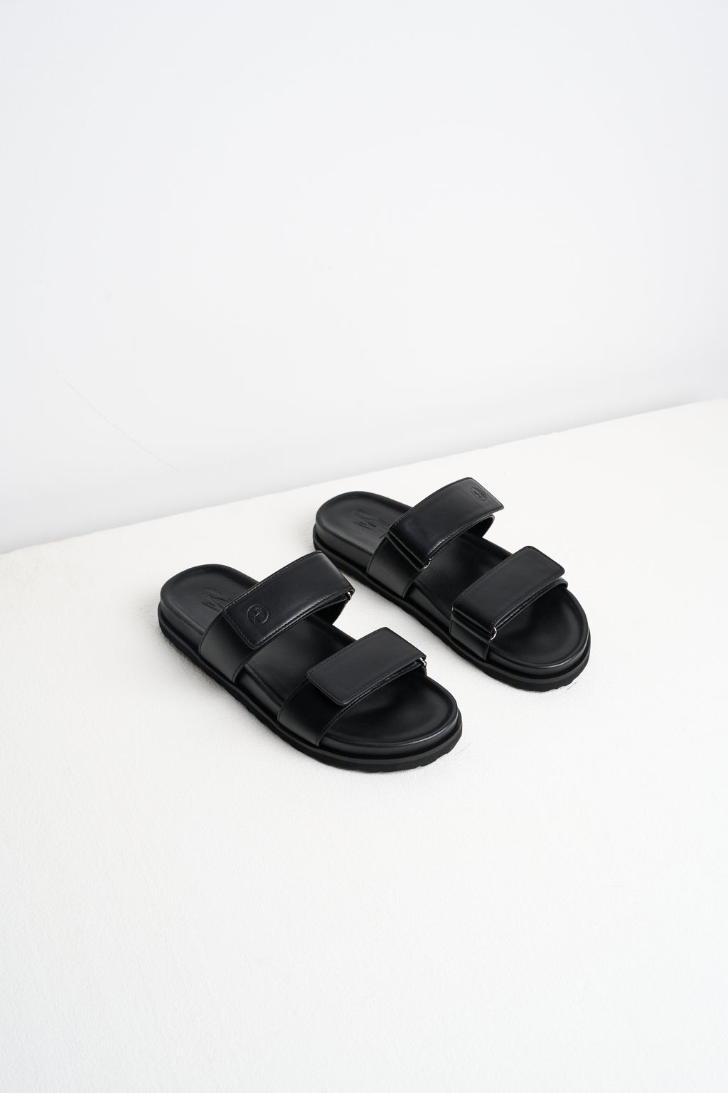 Ladies Two-strapped Sandals Black